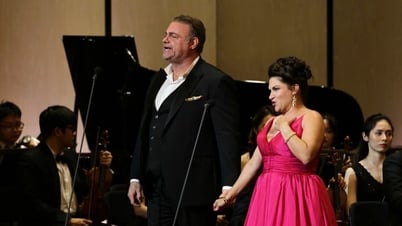 Dàn sao opera thế giới tỏa sáng trong đêm nhạc tại Hà Nội