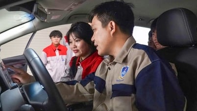 Chuyển đổi xe xăng sang xe điện, ngành kỹ thuật ô tô có sợ "hết thời"?