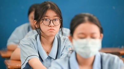 Số điểm 28,5 trở lên khối A00 gấp 517 lần D01: Cơ hội nào cho tiếng Anh?