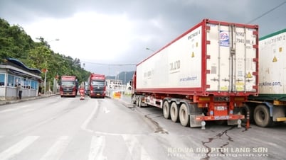 Lạng Sơn: Gần 2.000 phương tiện chở hàng hóa xuất nhập khẩu thông quan trong ngày