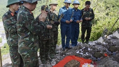 Phát hiện cất bốc hai hài cốt liệt sĩ tại điểm cao 211, xã Thanh Thủy