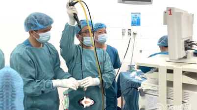 Gắp thành công dị nắp bút bi nhựa trong đường hô hấp của bệnh nhi