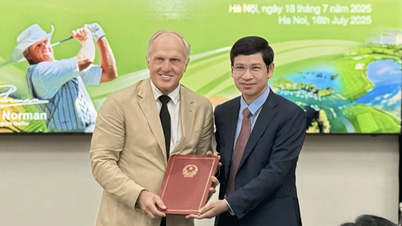 La légende mondiale du golf, Greg Norman, nommé ambassadeur du tourisme au Vietnam pour le mandat 2025-2030