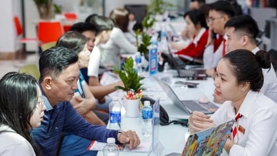 Nhiều thí sinh chuyển hướng xét học bạ sau khi biết điểm thi tốt nghiệp THPT
