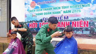 Trung đoàn 29 (Quân đoàn 34): Ra quân thực hiện Chiến dịch thanh niên tình nguyện hè “Hành quân xanh”