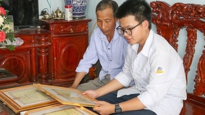 Nam sinh Ninh Bình lập sơ đồ tư duy, tự học và giành ngôi thủ khoa toàn quốc