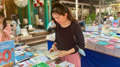 Doanh thu Đường sách TP.HCM đạt hơn 31,3 tỉ đồng nhưng lượng sách bán ra giảm