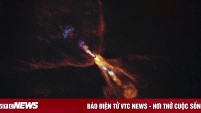 Hé lộ hình ảnh đầu tiên về một ngôi sao sơ sinh 'chào đời'