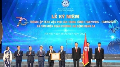 Thứ trưởng Bộ Y tế giao 5 định hướng cho bệnh viện hàng đầu sản khoa