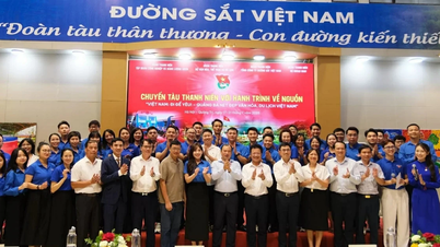 Chuyến tàu thanh niên với hành trình về nguồn: Đi để yêu thêm đất nước anh hùng