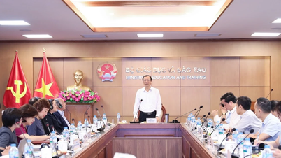 Quyết tâm cao đưa tiếng Anh trở thành ngôn ngữ thứ hai trong trường học