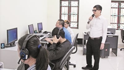 Hỗ trợ "cần câu" cho người khiếm thị