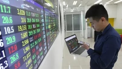VN-Index “giằng co”, áp sát đỉnh lịch sử tại 1.500 điểm