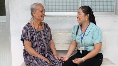 Ở lại với yêu thương