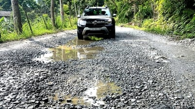 Cần tu sửa, nâng cấp tuyến đường từ Quốc lộ 4C vào trung tâm xã Thuận Hòa
