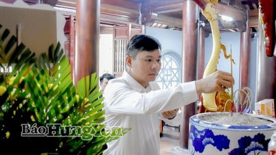 Đoàn công tác của tỉnh Hưng Yên dâng hương tưởng niệm Chủ tịch Hồ Chí Minh và các anh hùng liệt sĩ tại tỉnh Sơn La