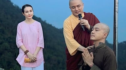 Ca sĩ Tuấn Hưng bất ngờ cạo trọc đầu