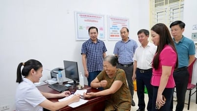 Sơn Tây: Khám sức khỏe, tặng quà đối tượng chính sách, người có công