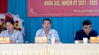 Tổ đại biểu số 9 HĐND tỉnh tiếp xúc cử tri tại xã Mậu Duệ và Thắng Mố