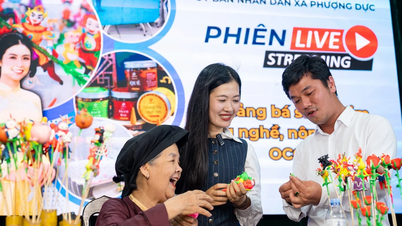 Xã làng nghề ven đô bắt nhịp chuyển đổi số: Học livestream, viết nội dung bằng AI