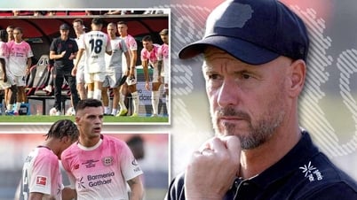 Ten Hag khởi đầu thảm họa khi dẫn dắt Leverkusen