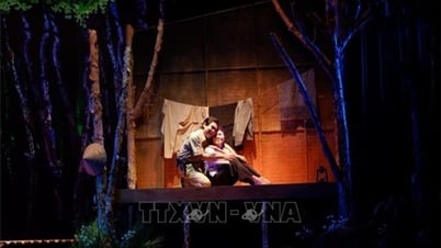 Gìn giữ và phát huy nghệ thuật cải lương bên dòng Vàm Cỏ