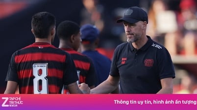 Phản ứng của Ten Hag sau thảm bại