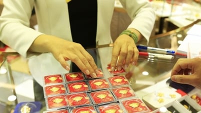 Giá vàng tăng cao, SJC tái chiếm ngưỡng 121 triệu đồng