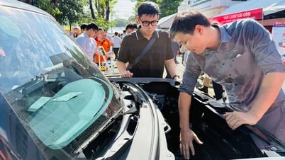 Nhiều cách tư vấn xét tuyển đại học 'độc, lạ'
