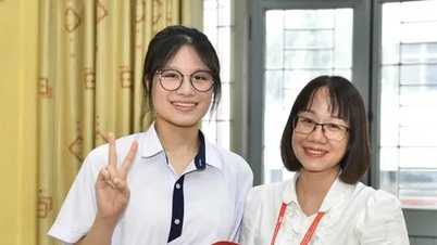 하노이 과학기술대학교 인재입학시험에서 12명의 응시자가 100/100점을 받았습니다.