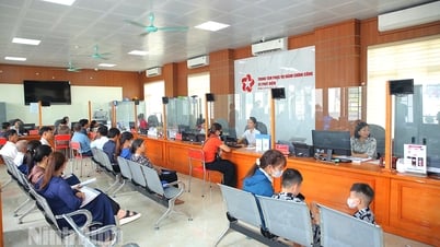 Первый день работы двухуровневого местного самоуправления: активные госслужащие, довольные люди