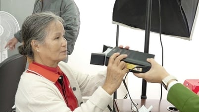 国民のIDカードおよび電子身分証明書の申請を受け付けるステーションを41か所設置する
