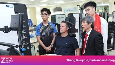 La medicina deportiva ayuda a las leyendas de los Diablos Rojos a competir con perseverancia en Hanoi