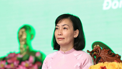 Frau Truong Thi Kim Hue ist Direktorin des Ministeriums für Bildung und Ausbildung der Provinz Dong Nai.