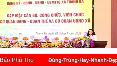 ឃុំ Thanh Ba ជួបសំណេះសំណាលជាមួយមន្ត្រី មន្ត្រីរាជការនៃស្ថាប័នបក្ស សហជីព និងគណៈកម្មាធិការប្រជាជនឃុំ
