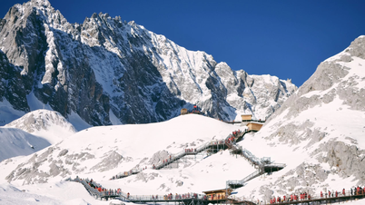 Jade Dragon Snow Mountain Tour - ទស្សនាទេសភាពដ៏អស្ចារ្យនៅលើមេឃនៃ Lijiang