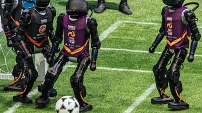 China hosts first soccer match for humanoid robots
