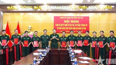 Đảng ủy Quân sự tỉnh Lào Cai trao quyết định thành lập các...