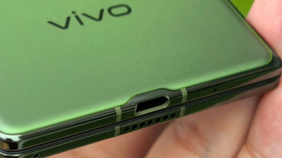 Total shock when vivo X Fold 5 is thinner than USB-C port