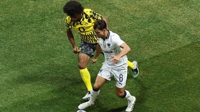 دورتموند - مونتيري (الشوط الأول) 2-0: جيراسي يسجل هدفين