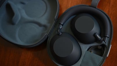 تجربة عملية على سماعات Sony WH-1000XM6: المعيار الجديد لسماعات الرأس التي تعمل على إلغاء الضوضاء