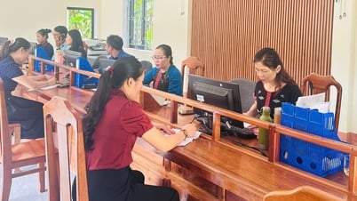 Thủ tục hành chính thuận tiện, chuyên nghiệp: Người dân từ "bất ngờ" đến hài lòng!