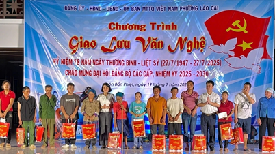Giao lưu văn nghệ kỷ niệm 78 năm Ngày Thương binh - Liệt sĩ và chào mừng Đại hội Đảng các cấp