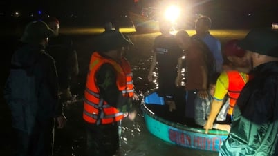 Cứu toàn bộ 34 người trên tàu du lịch bị chìm ở biển Thiên Cầm