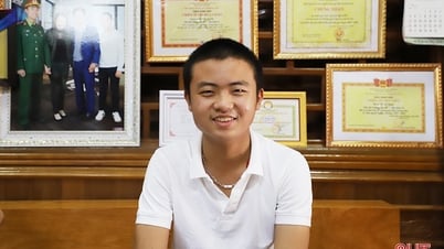 Nam sinh Hà Tĩnh chia sẻ bí quyết trở thành thủ khoa Trường THPT Chuyên Phan Bội Châu - Nghệ An
