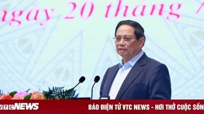 Thủ tướng: Đãi ngộ đặc biệt để thu hút tổng công trình sư, nhân tài khoa học công nghệ