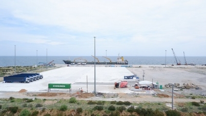 Khanh Hoa prüft die Anziehung von Investitionen in das Eisenbahnprojekt, das den Seehafen Ca Na verbindet