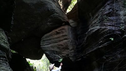 Danh lam thắng cảnh Hang Dơi đón nhận bằng xếp hạng di tích