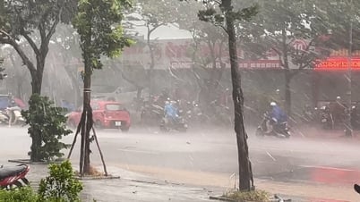 Thời tiết hôm nay 21/7/2025: Mưa lớn kéo dài đến hết ngày 23/7, nguy cơ ngập úng và sạt lở