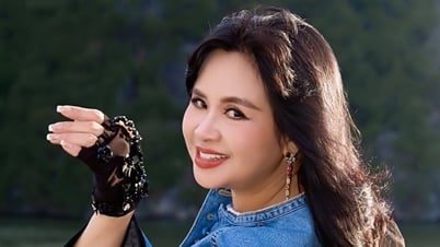 Diva Thanh Lam lả lơi trên du thuyền, tài tử Lý Hùng bên suối